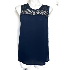 𝅺Love FIRE lace tank top MEDIUM navy blue office career NWOT